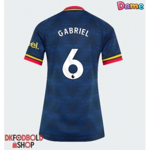 Arsenal Gabriel Magalhaes #6 Udebanetrøje Dame 2026-27 Kort ærmer Arsenal Gabriel Magalhaes #6 Udebanetrøje Dame 2026-27 Kort ærmer
